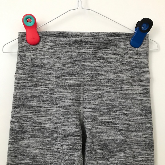 Lululemon High Rise Wunder Under 26” Gray Leggings - Picture 3 of 5